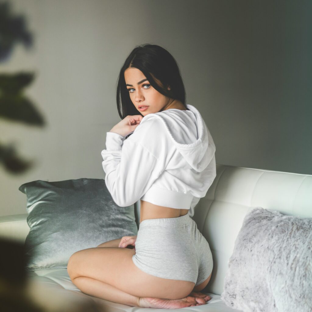pooja vip andheri hotel escorts